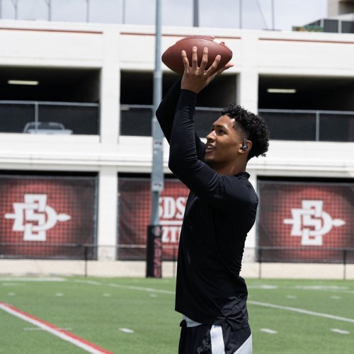 JLab JBuds Sport ANC 4