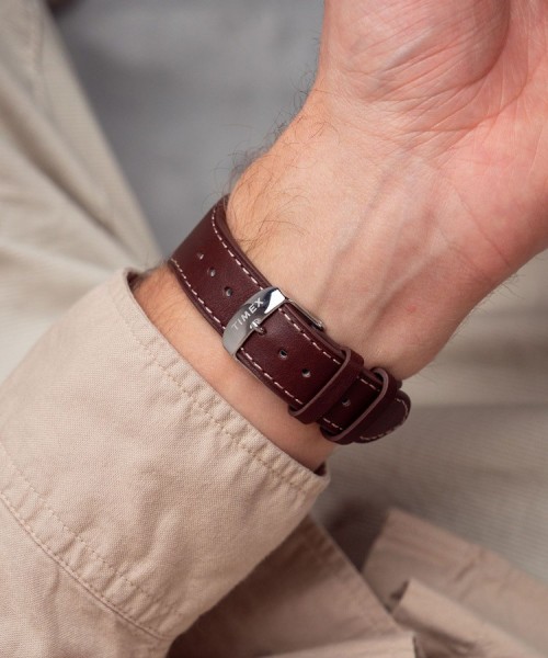 Timex Fly Back Chrono x Pan Am TW2W97200