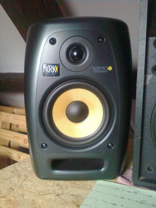 KRK VXT6