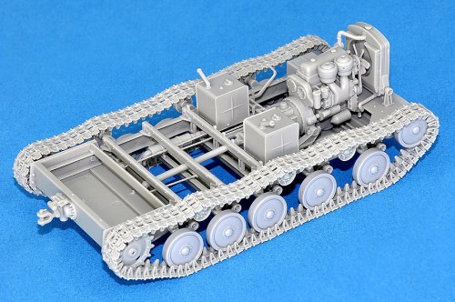 MiniArt Ya-12 Soviet Artillery Tractor (1:35)