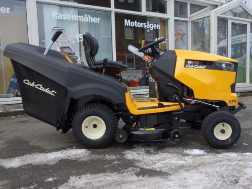 Cub Cadet XT2 PR95