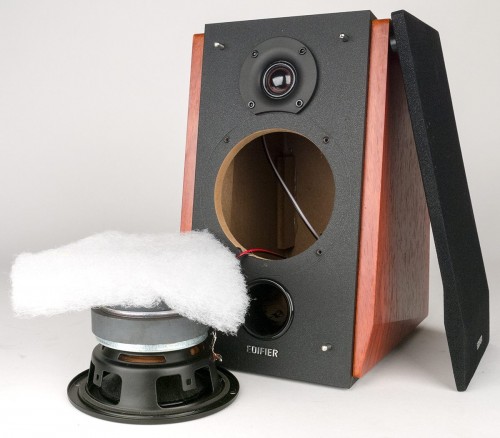 Edifier R1700BT