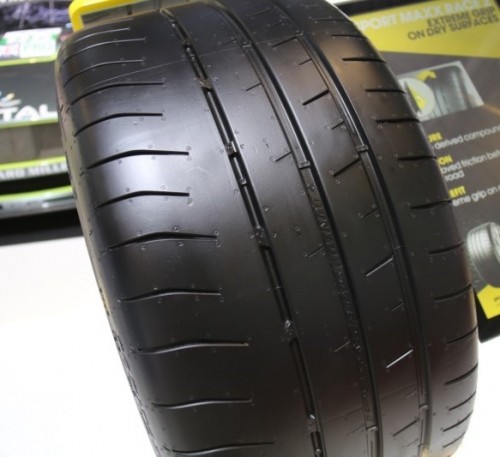 Dunlop Sport Maxx Race 2