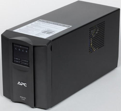 APC Smart-UPS 1500VA SMT1500I