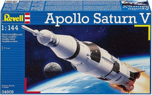 Revell Apollo Saturn V (1:144)