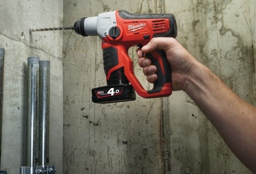 Milwaukee M12 H-402C