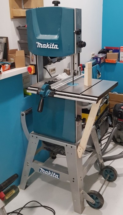 Makita LB1200F