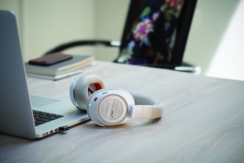 Plantronics Voyager 8200 UC