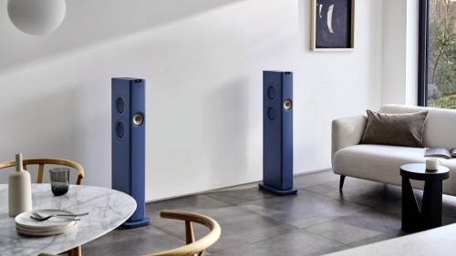 KEF LS60