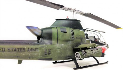 ICM AH-1G Cobra (Late Production) (1:32)