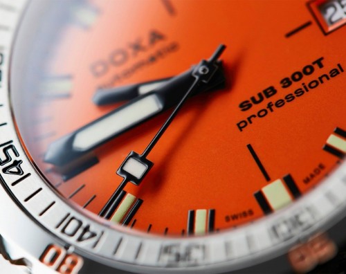 DOXA SUB 300T Professional 840.10.351.21