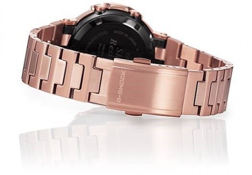 Casio G-Shock AWM-500GD-4A