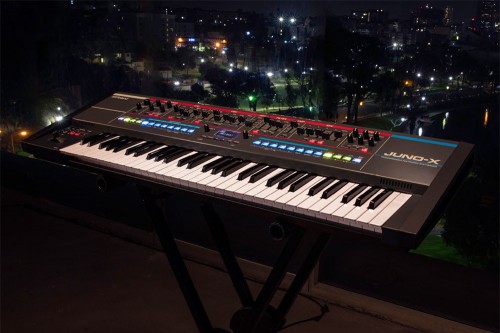 Roland JUNO-X