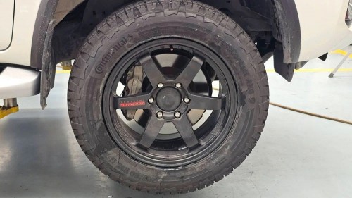 Continental CrossContact AX6