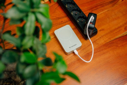 Verbatim Charge n Go Essentials 20000