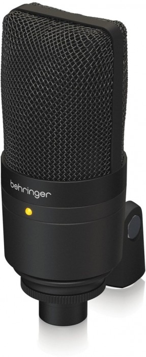 Behringer D3 Podcast Bundle