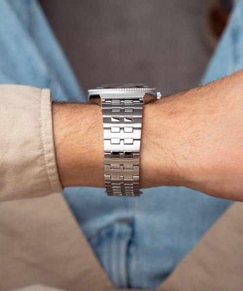 Timex X Peanuts GMT TW2W83300