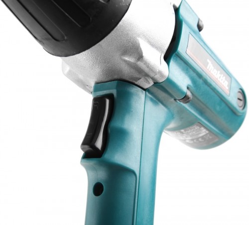 Makita 6905B