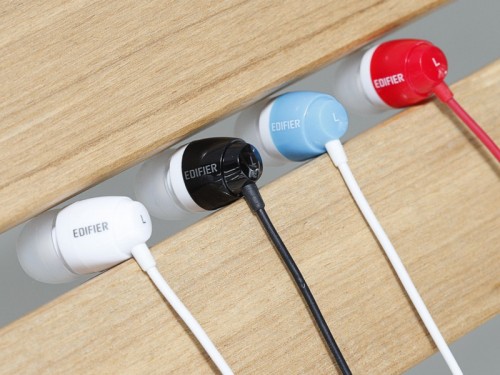 Edifier H210