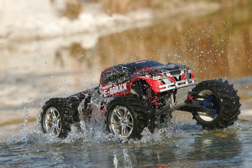 Traxxas E-Maxx