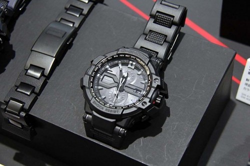 Casio GW-A1000FC-1AER