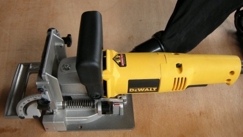 DeWALT DW682K