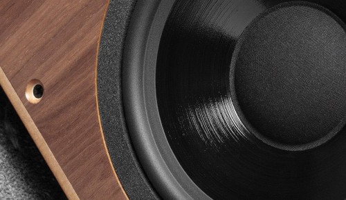 Neat Acoustics IOTA Xplorer