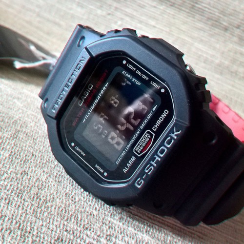 Casio DW-5600HR-1