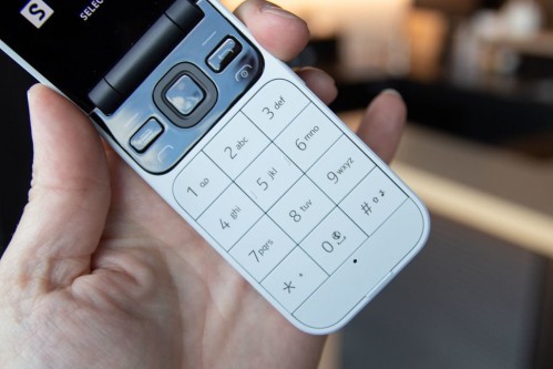 Nokia 2720 Flip Dual Sim