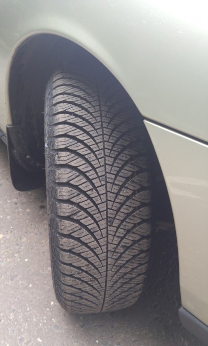 Goodyear Vector 4Seasons Gen-2