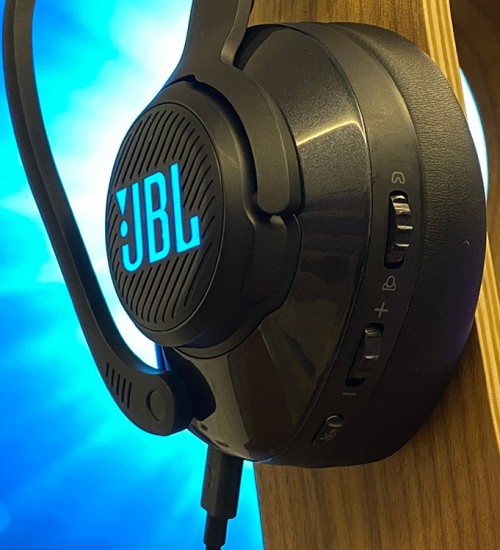 JBL Quantum 400