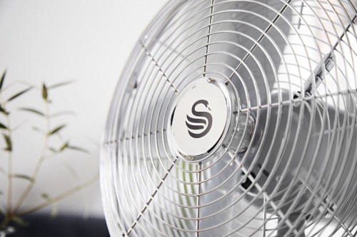 SWAN Retro 12 Inch Desk Fan