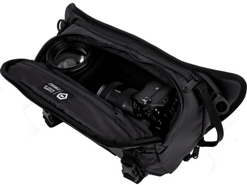 WANDRD Roam Sling 6