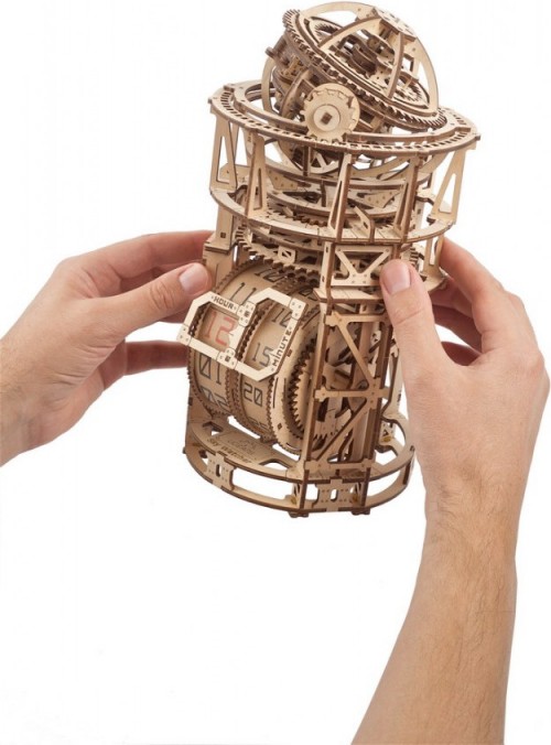 UGears Astronomer 70162