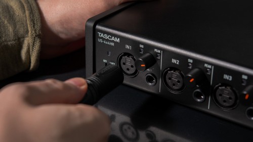 Tascam US-4x4HR