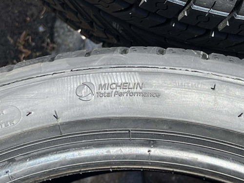 Michelin Pilot Sport All Season 4