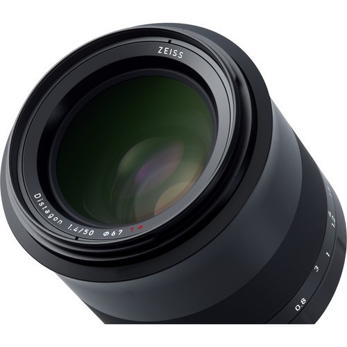 Carl Zeiss 50mm f/1.4 Milvus