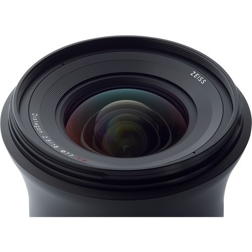 Carl Zeiss 18mm f/2.8 Milvus