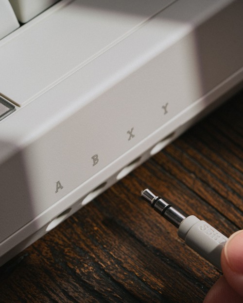 8BitDo Retro Mechanical Keyboard - M Edition