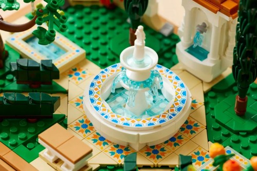 Lego Fountain Garden 10359