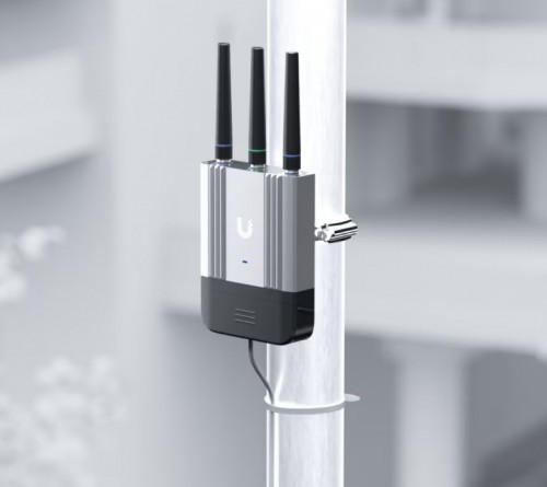 Ubiquiti UniFi Mobile Router Industrial