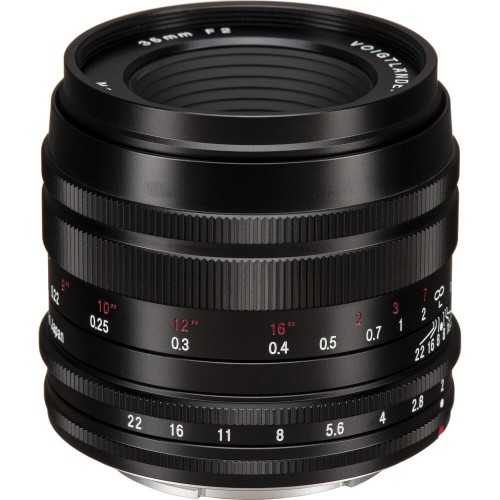 Voigtlaender 35mm f/1.7 Macro APO-Ultron
