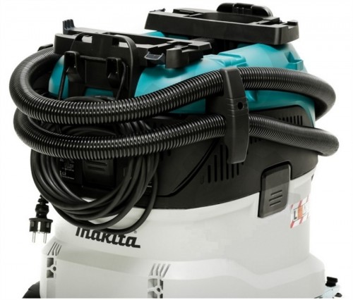 Makita VC4210LX