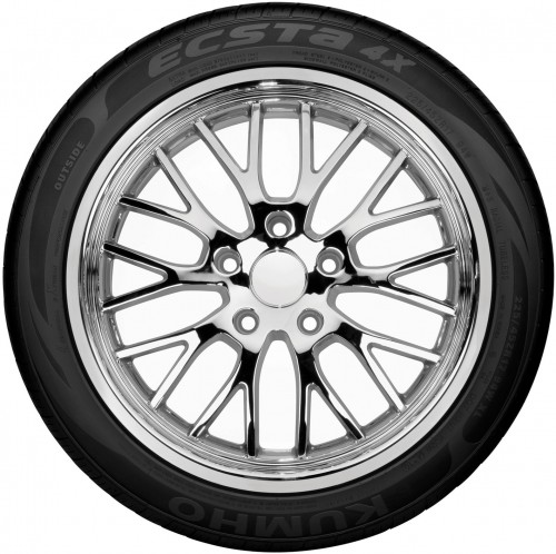 Kumho Ecsta 4X KU22