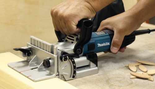 Makita PJ7000