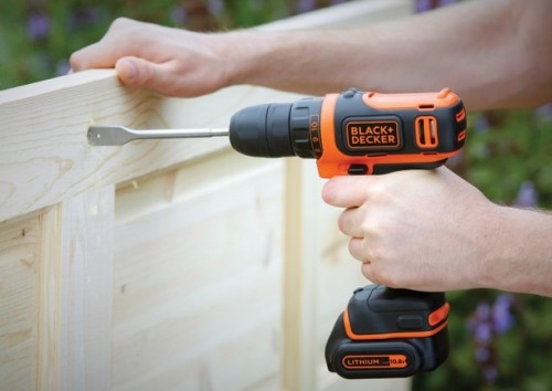 Дрель/шуруповерт Black&Decker BDCDD12B