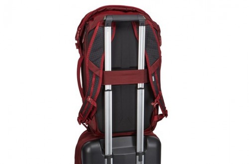 Thule Subterra 34L