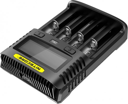 Nitecore UM4