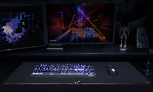 Gigabyte AORUS AMP900