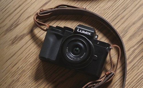 Panasonic DC-G100